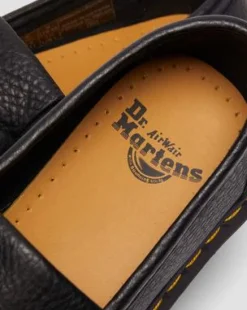 Adrian Ambassador Leather -tupsuloaferit in Musta