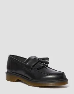 Adrian Smooth Leather Tassel -loaferit in Musta