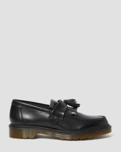 Adrian Smooth Leather Tassel -loaferit in Musta