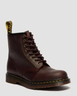 1460 Crazy Horse Leather -maiharit in Kirsikanpunainen