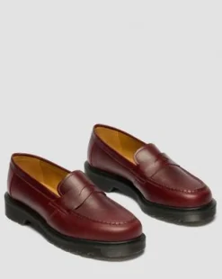 Delapre Penny -loaferit in Burgundi
