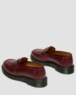 Delapre Penny -loaferit in Burgundi