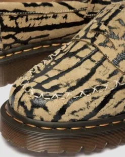 Delapre Suede -loaferit in Tiikinruskea & Musta