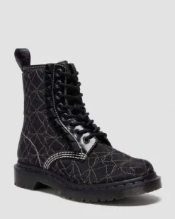 1460 Frill Leather Lace Up -maiharit in Musta
