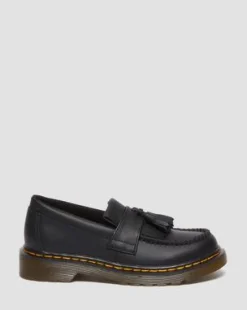Junior Adrian -loaferit in Musta