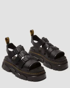 Mattison 3 Strap -sandaalit in Musta