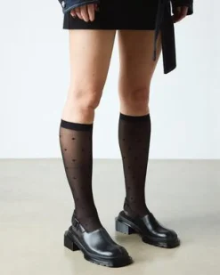 Maybole Square Toe Leather -lipokkaat in Musta