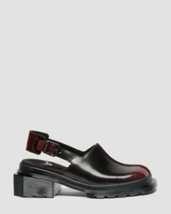 Maybole Square Toe Rub Off Leather -lipokkaat in Kirsikanpunainen