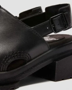 Maybole Wanama Leather Sandaalit in Musta