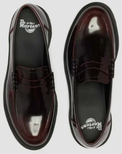 Mayfare Rub Off Leather -loaferit in Kirsikanpunainen