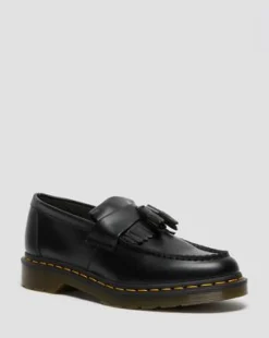 Nahkaiset Adrian Yellow Stitch Smooth Tassle -loaferit in Musta