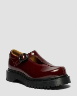Rejena Mary Jane Laquered Leather -kengät in Kirsikanpunainen