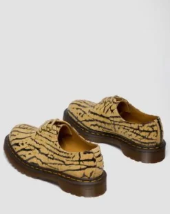 1461 Wild Emboss Suede -kengät in Tiikinruskea & Musta