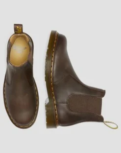 2976 Yellow Stitch Crazy Horse Chelsea -bootsit in Tummanruskea