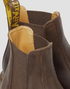 2976 Yellow Stitch Crazy Horse Chelsea -bootsit in Tummanruskea
